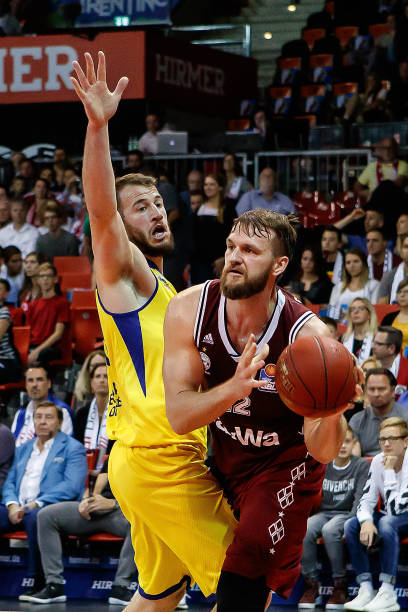 里复出的可 里复出的可