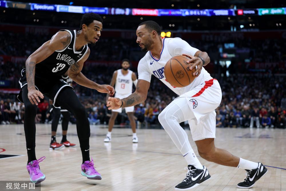 蝶泳选手应 蝶泳选手应