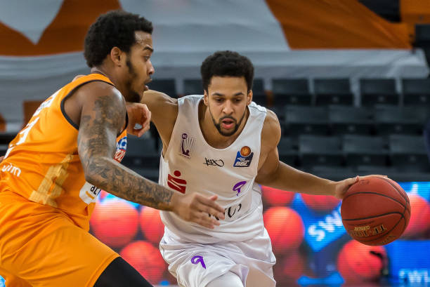 决中场短板 决中场短板